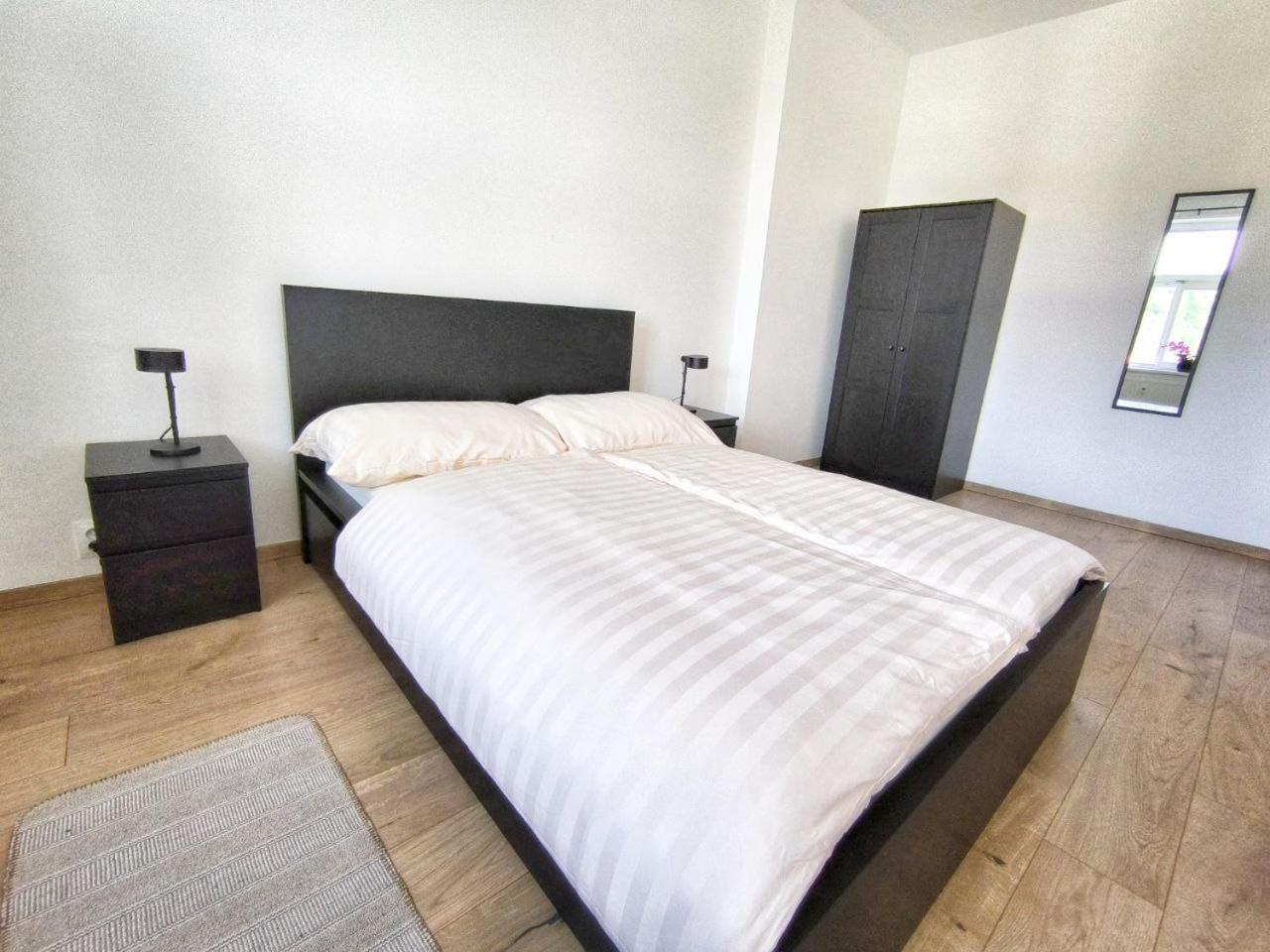 Isabel'S Suites Prag Exteriör bild